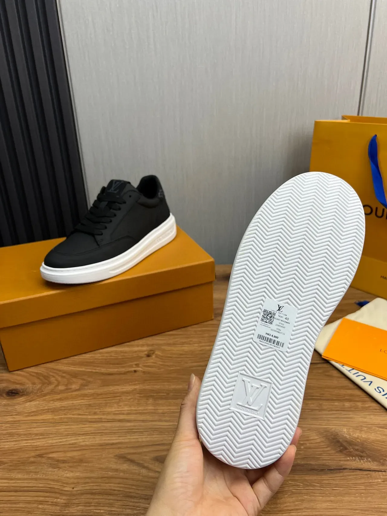 Louis Vuitton LV Trainer Preto Branco Couro Perfurado Parte Superior Contraste Sola Plataforma Lifestyle Sneakers 7
