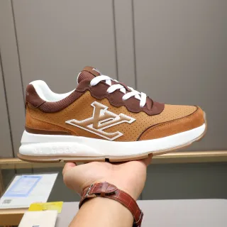 Louis Vuitton LV Trainer Zapatillas Lifestyle Marrón Beige Perforado Tan Suede Overlays