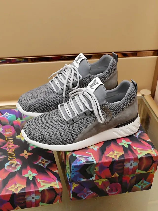Louis Vuitton LV Trainer Gris Blanc Upper en Tricot Low-Top Lifestyle Sneakers 6