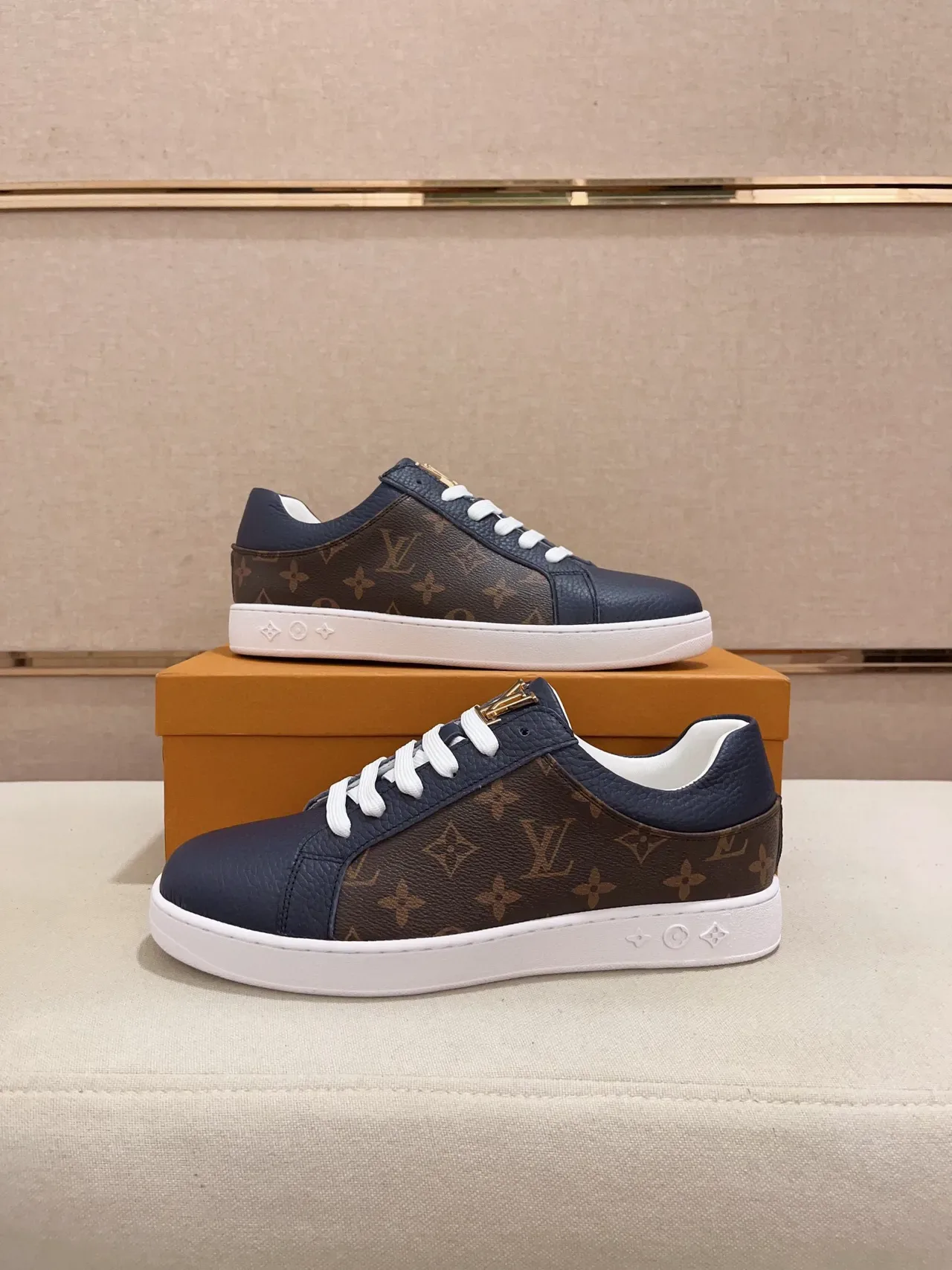 Louis Vuitton LV Trainer Navy Brown Monogram Canvas Smooth Leather Panels Lifestyle Sneakers 7