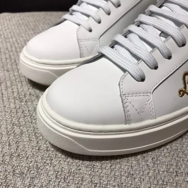 Louis Vuitton LV Trainer White and Gold Lifestyle Sneakers 8