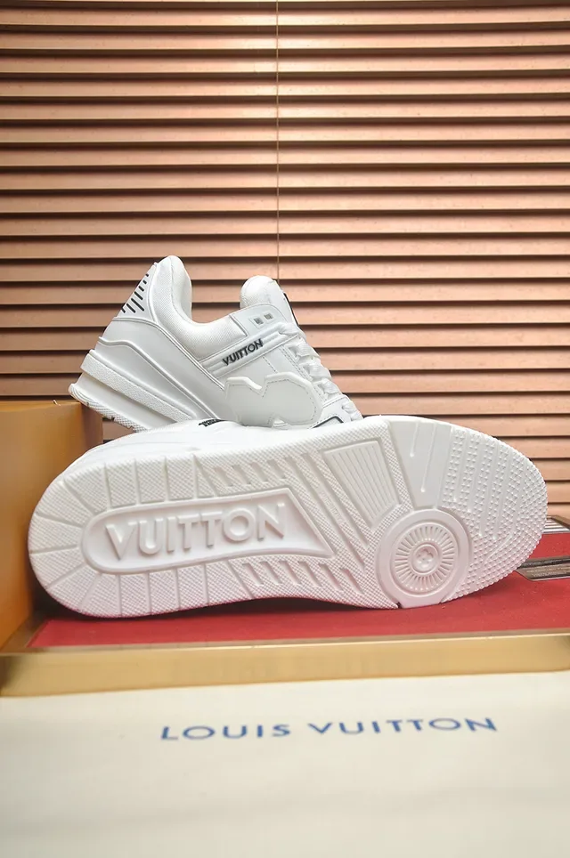 Louis Vuitton LV Trainer Branco Preto Couro Superior Fecho de Tira Perfurada Dupla Tênis Lifestyle 3