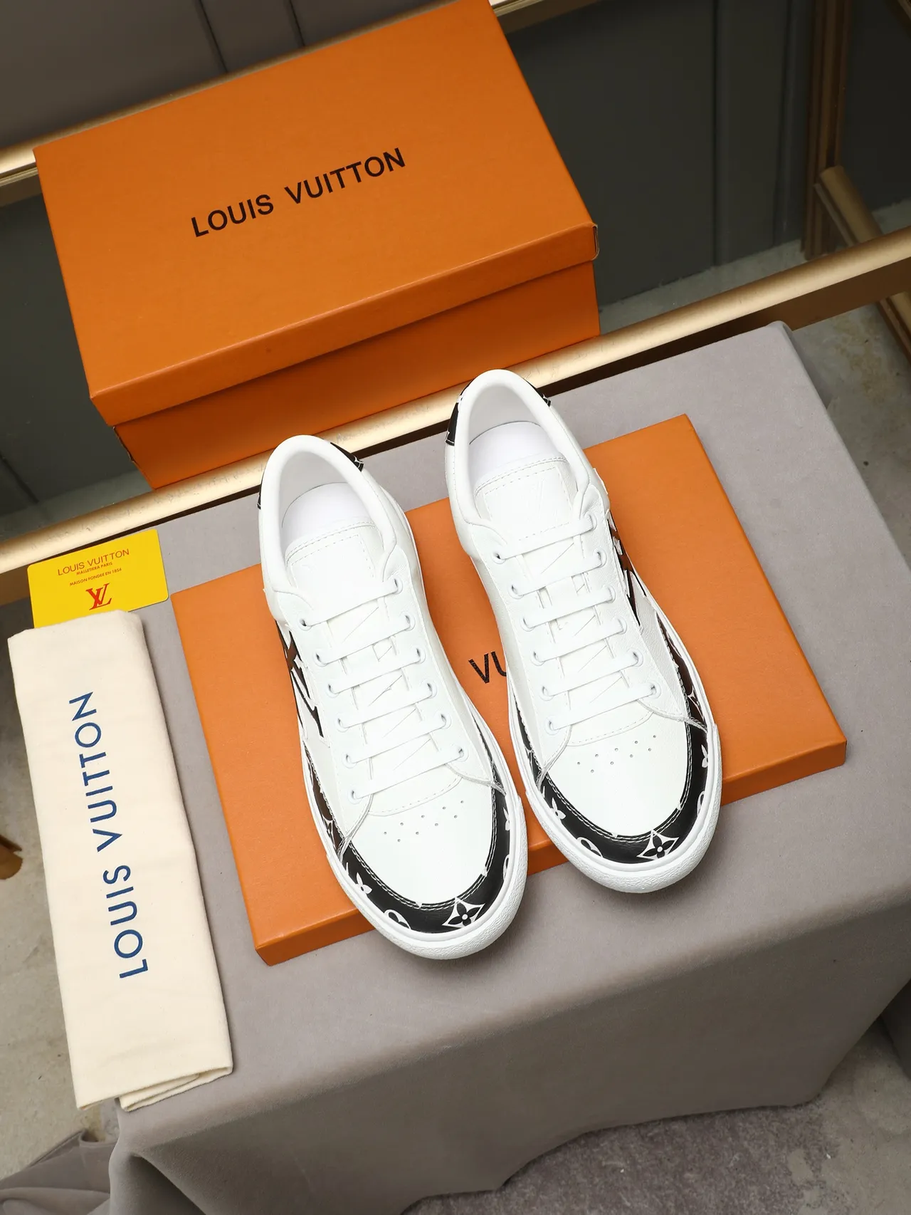 Louis Vuitton LV Trainer White Black Low-Top Leather Lifestyle Sneakers 3