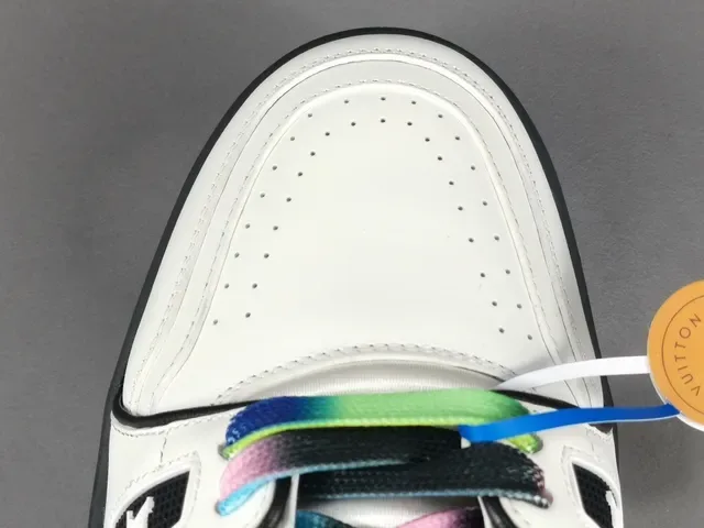 Louis Vuitton LV Trainer White Black Low-Top Silhouette Leather Upper Lifestyle Sneakers 10