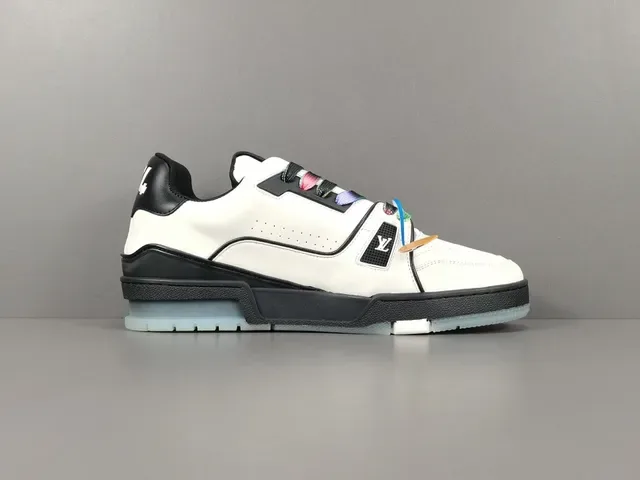 Louis Vuitton LV Trainer White Black Low-Top Silhouette Leather Upper Lifestyle Sneakers 14