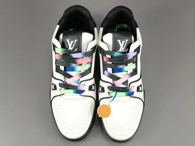 Louis Vuitton LV Trainer White Black Low-Top Silhouette Leather Upper Lifestyle Sneakers 18