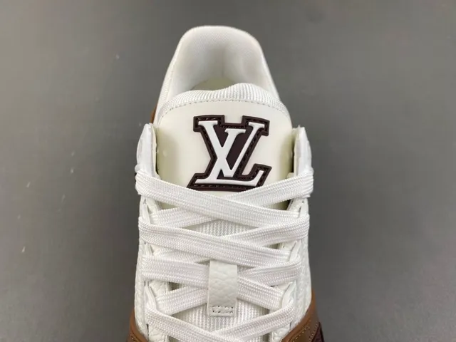 Louis Vuitton LV Trainer White Brown Monogram Leather Glossy Patent Overlays Lifestyle Sneakers 6