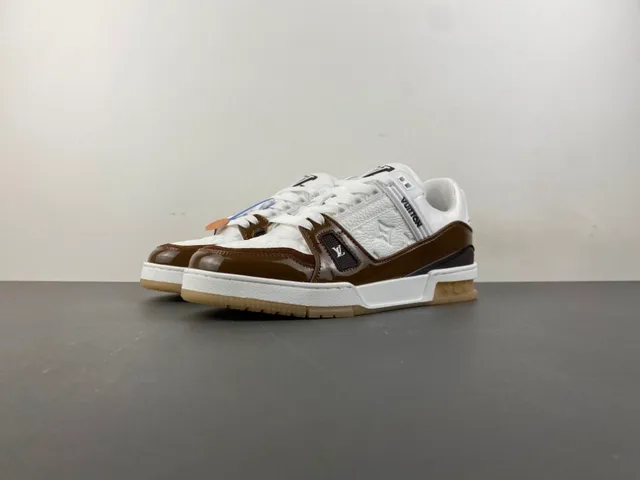 Louis Vuitton LV Trainer White Brown Monogram Leather Glossy Patent Overlays Lifestyle Sneakers 10