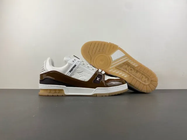 Louis Vuitton LV Trainer White Brown Monogram Leather Glossy Patent Overlays Lifestyle Sneakers 12