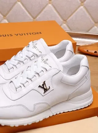 Louis Vuitton LV Trainer White Leather Low-Top Lifestyle Sneakers 3
