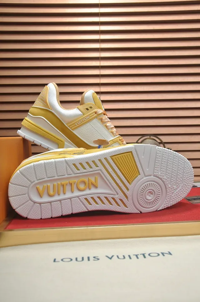 Louis Vuitton LV Trainer 黄色白色 分层上层压花图案 生活方式运动鞋 3