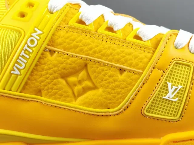 Louis Vuitton LV Trainer Yellow White Monochromatic Sculpted Multi-Layer Sole Lifestyle Sneakers 5