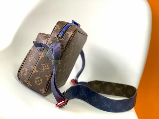 Louis Vuitton Maille Brown Blue Monogram Canvas Horizontal Zip Pocket Messenger Bag 7