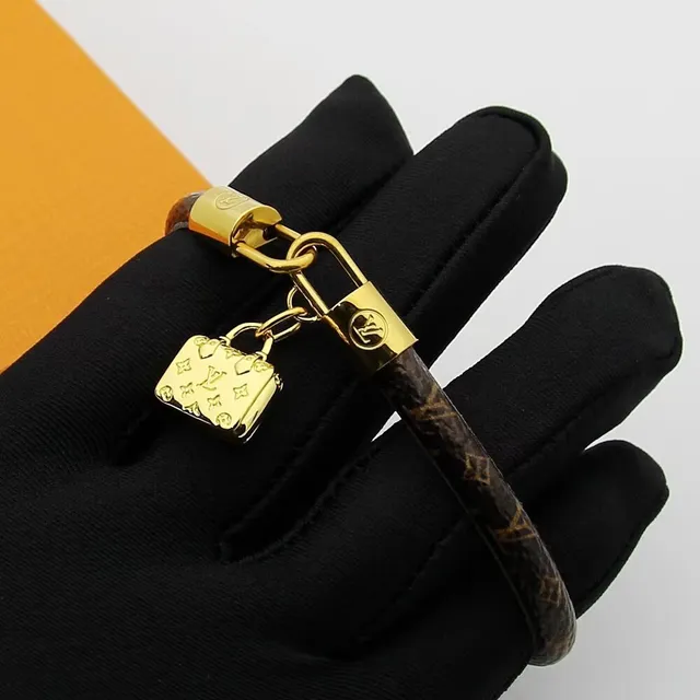 Louis Vuitton Monogram Canvas Gold-Tone Mini Bag Charm Bracelet 8
