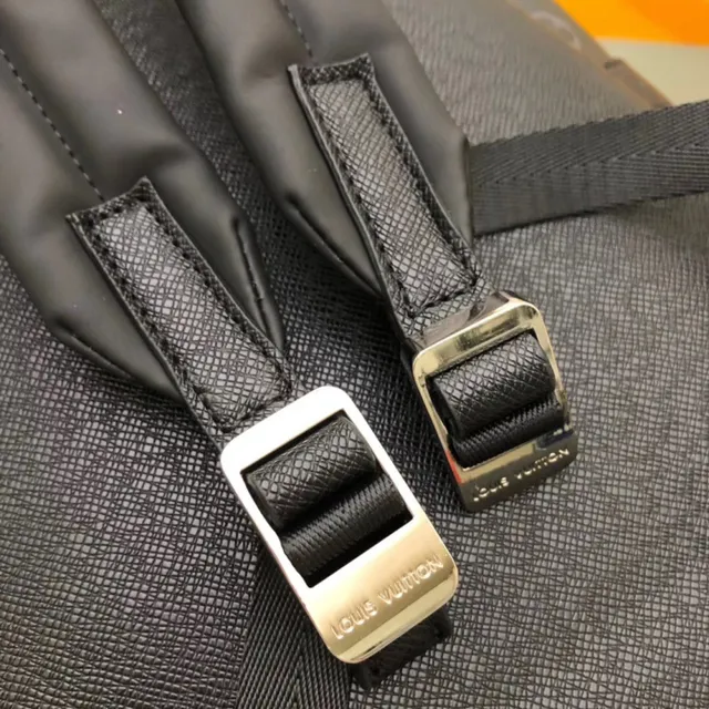 Louis Vuitton Monogram lona revestida y cuero negro mochila casual de dos compartimentos 4