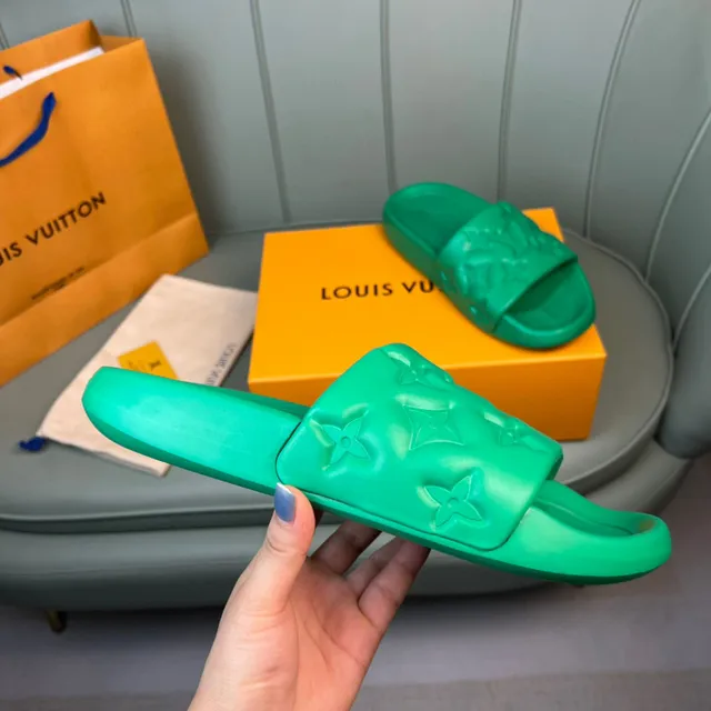 Louis Vuitton Monogram-Embossed Slide Green Molded Rubber Strap Slippers 5