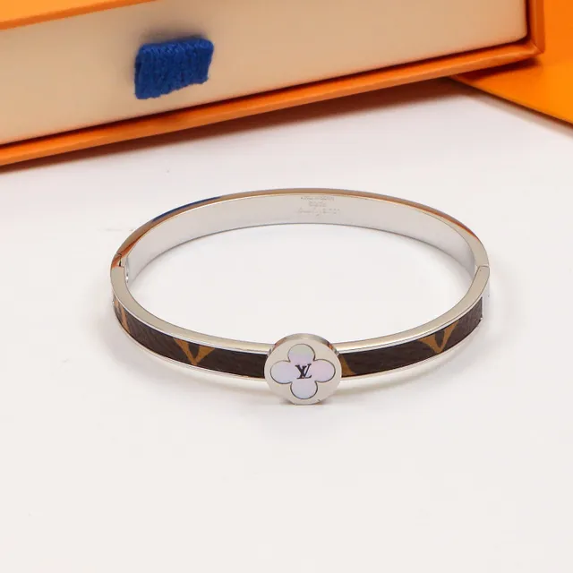 Louis Vuitton Monogram Flower Bangle Bracelets 3