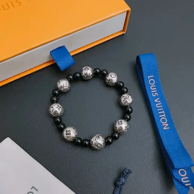 Louis Vuitton Monogram Flower Beaded Bracelet 8
