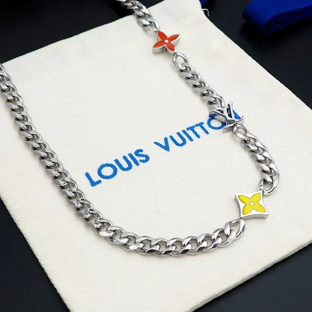 Louis Vuitton Monogram Flower Enamel Charm Curb Chain Necklace 2