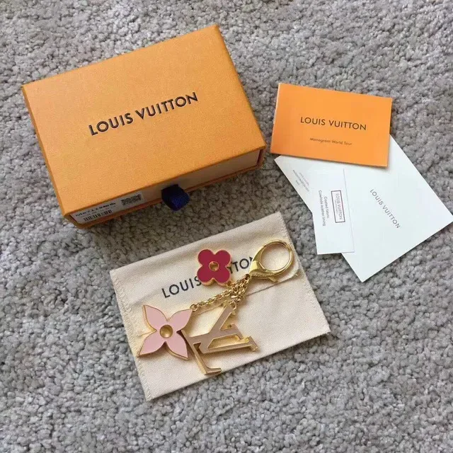 Louis Vuitton Monogram Flower Key Holder Gold Pink Metal Enamel Floral Charms Bracelet 2