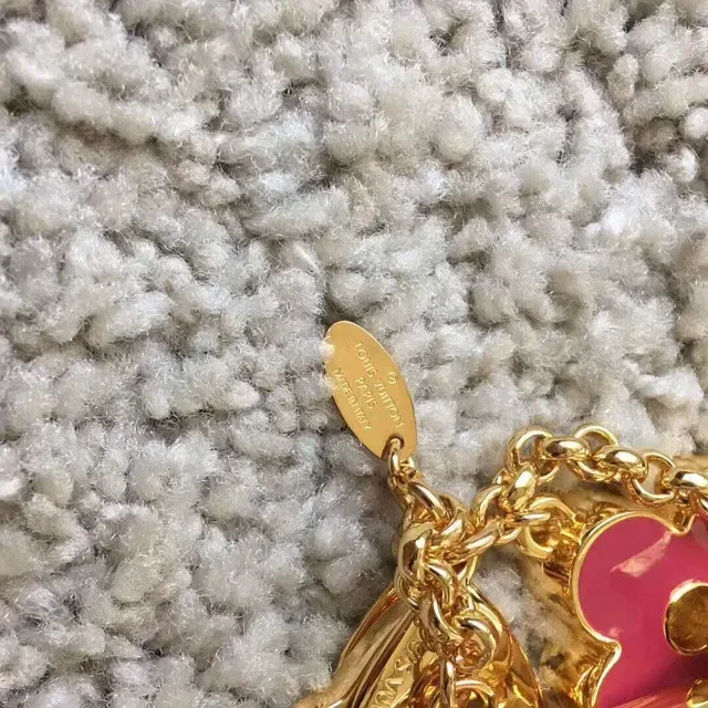 Louis Vuitton Monogram Flower Key Holder Gold Pink Metal Enamel Floral Charms Bracelet 8