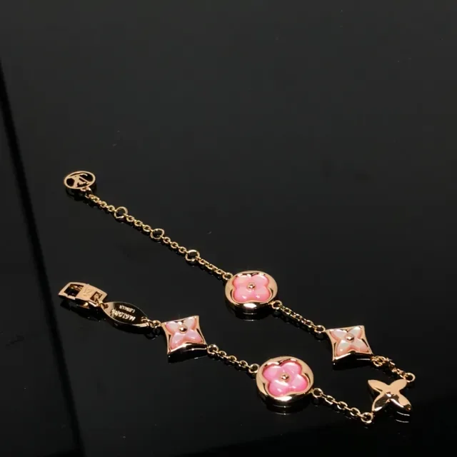 Louis Vuitton Monogram Flower Pink Enamel Gold-Tone Chain Bracelet 3