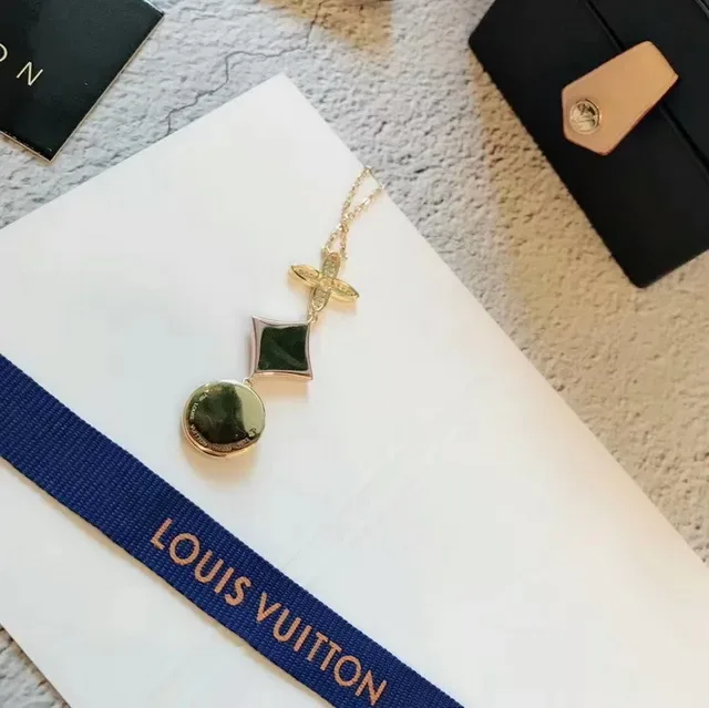 Louis Vuitton Monogram Flower Three-Pendant Pavé Crystal Necklace 3