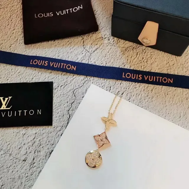 Louis Vuitton Monogram Flower Three-Pendant Pavé Crystal Necklace 4
