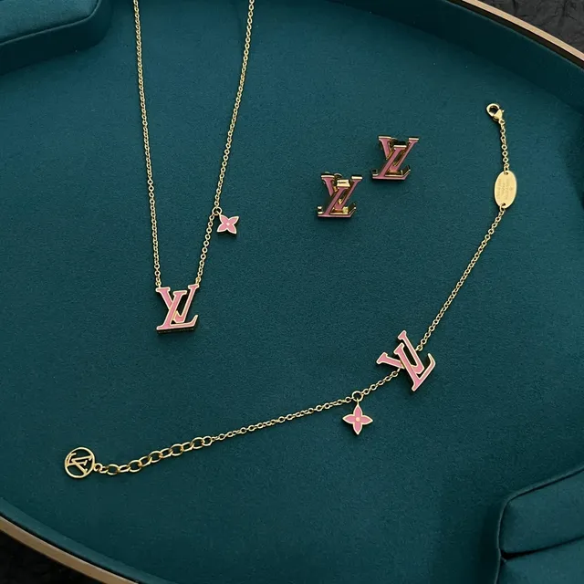 Louis Vuitton Monogram Jewelry Gold Pink Chain Enameled Pendant Necklace 5