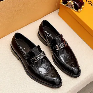 Louis Vuitton Monogram 乐福鞋 黑色亮面皮革 乐福鞋