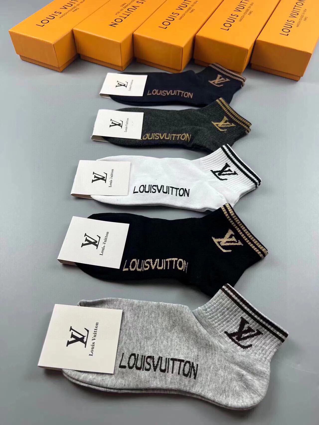 Louis Vuitton Monogram Logo Ankle Socks 2