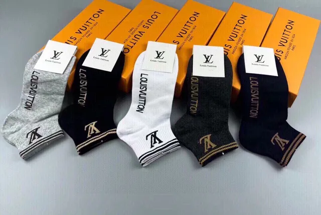 Louis Vuitton Monogram Logo Ankle Socks 5