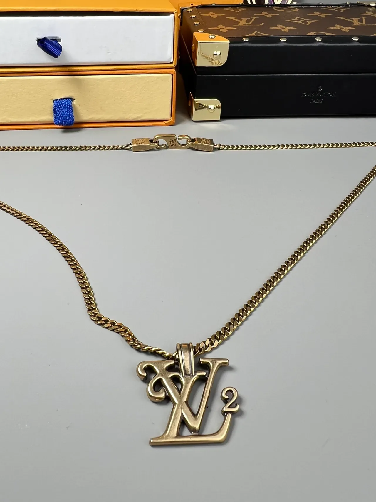 Louis Vuitton Monogram Pendant Gold-Tone Curb Chain Necklace 4