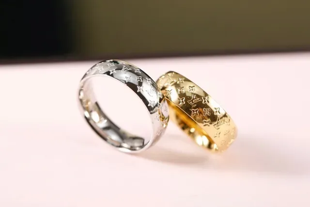 Louis Vuitton Monogram Ring Gold Silver Embossed Star Motif Ring 5