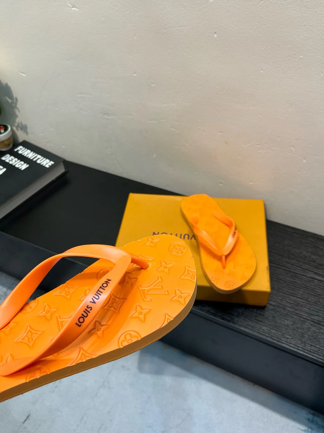 Louis Vuitton Monogram Rubber Flip-Flop Slippers 8