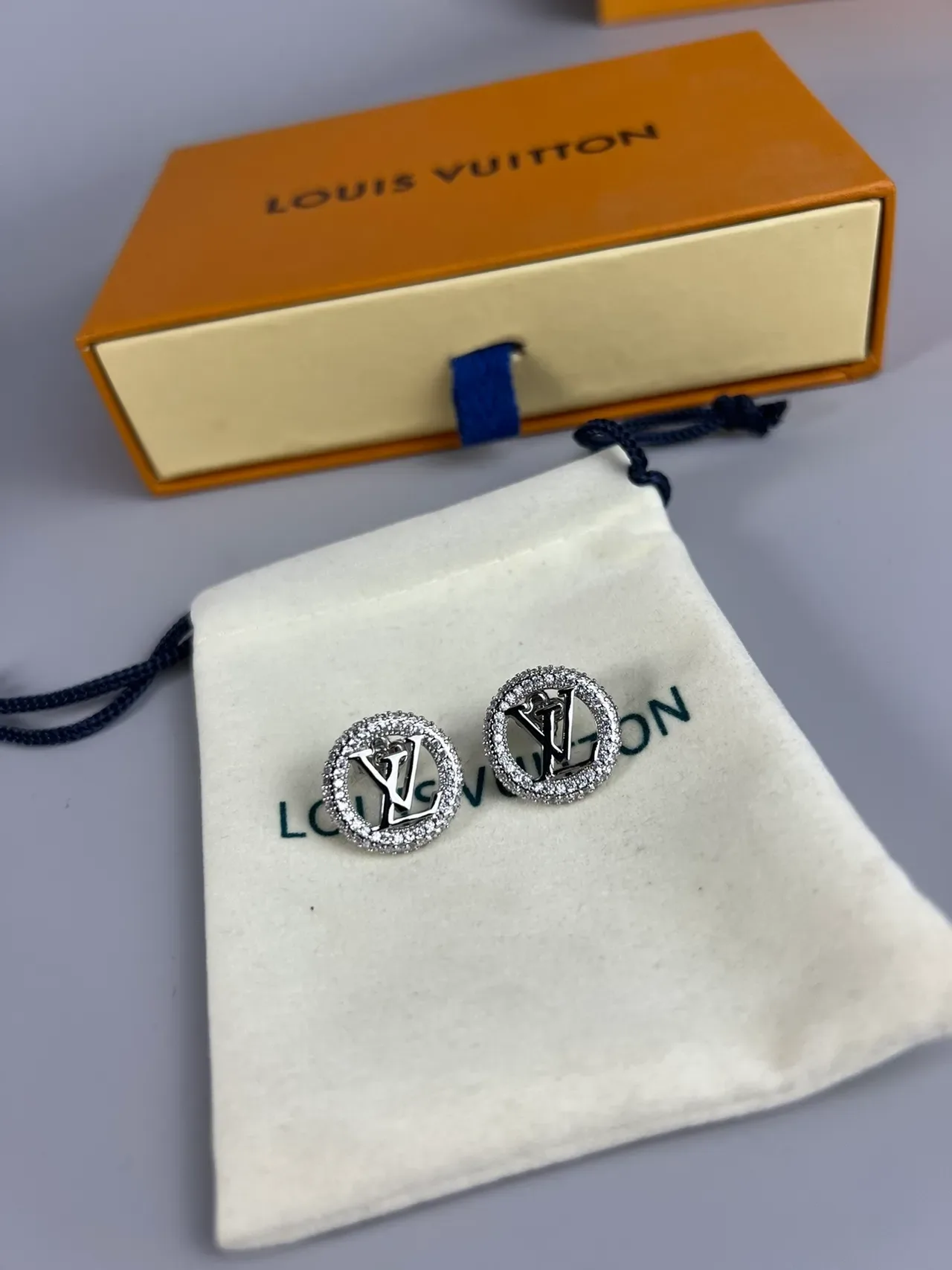 Louis Vuitton Monogram Stud Gold White Circular Pavé Crystal Halo Earrings 4