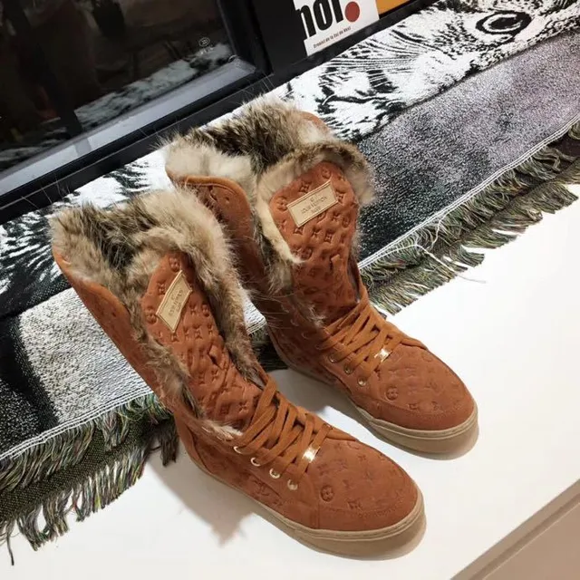 Louis Vuitton Monogram Suede Fur-Trimmed Bottes marron beige Monogrammed Cuff bottes mi-mollet 5