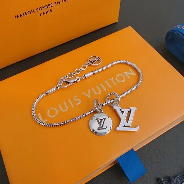 Louis Vuitton Multi-Charm Snake Chain Silver-Tone Bracelet 8