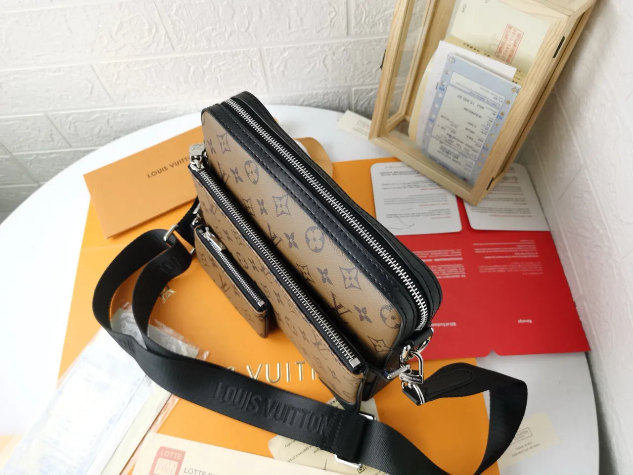 Louis Vuitton Multi Pochette Accessoires Marron Noir Monogramme Toile Sac Messager 3