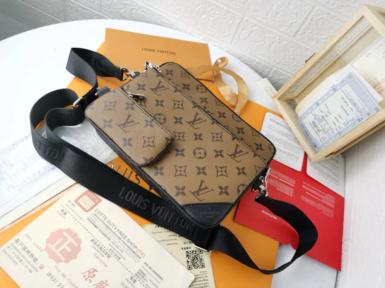 Louis Vuitton Multi Pochette Accessoires Marron Noir Monogramme Toile Sac Messager 4