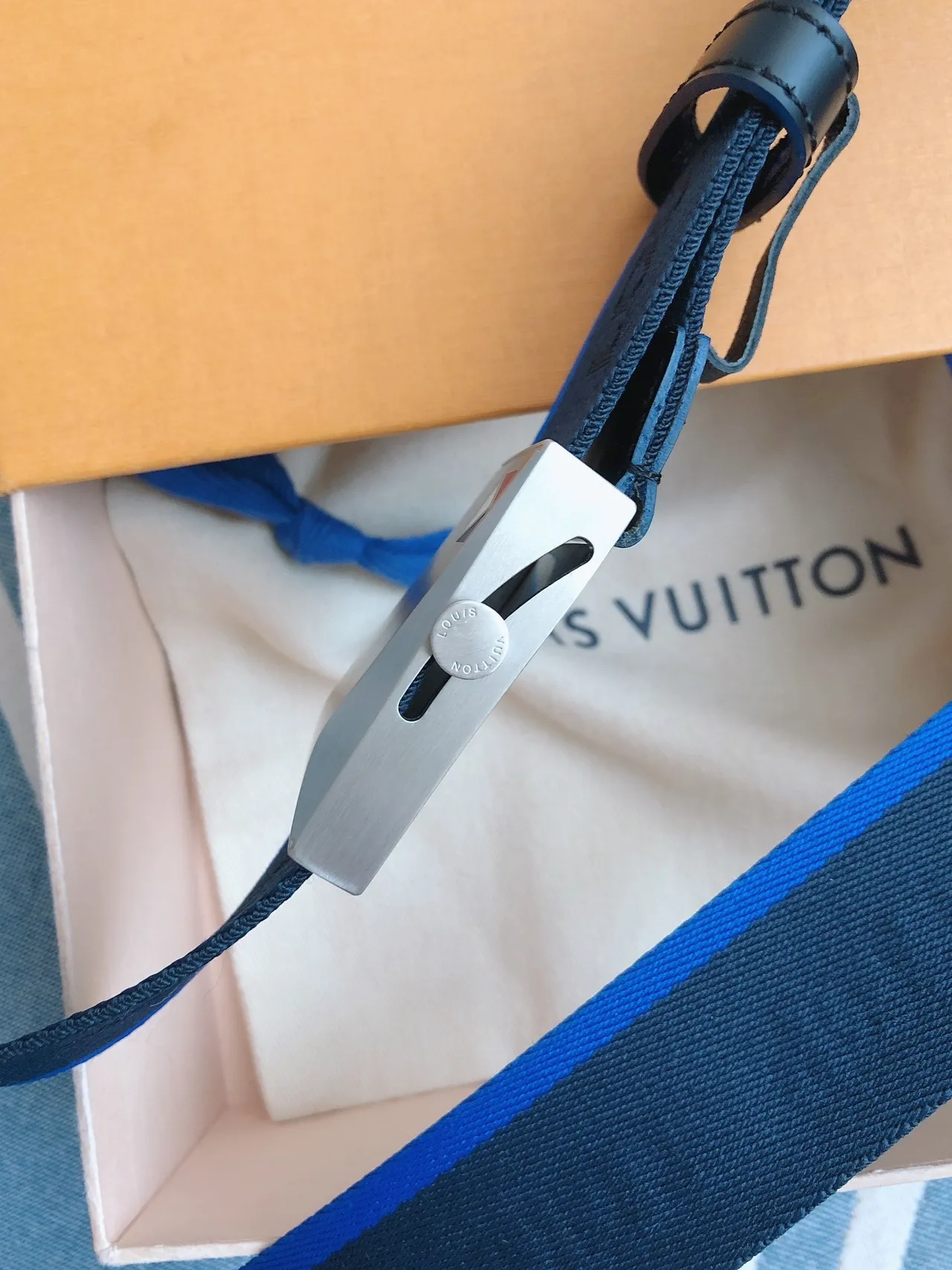 Louis Vuitton Navy Blue Woven Jacquard Strap Brushed Metal Geometric Buckle Canvas Belt 4