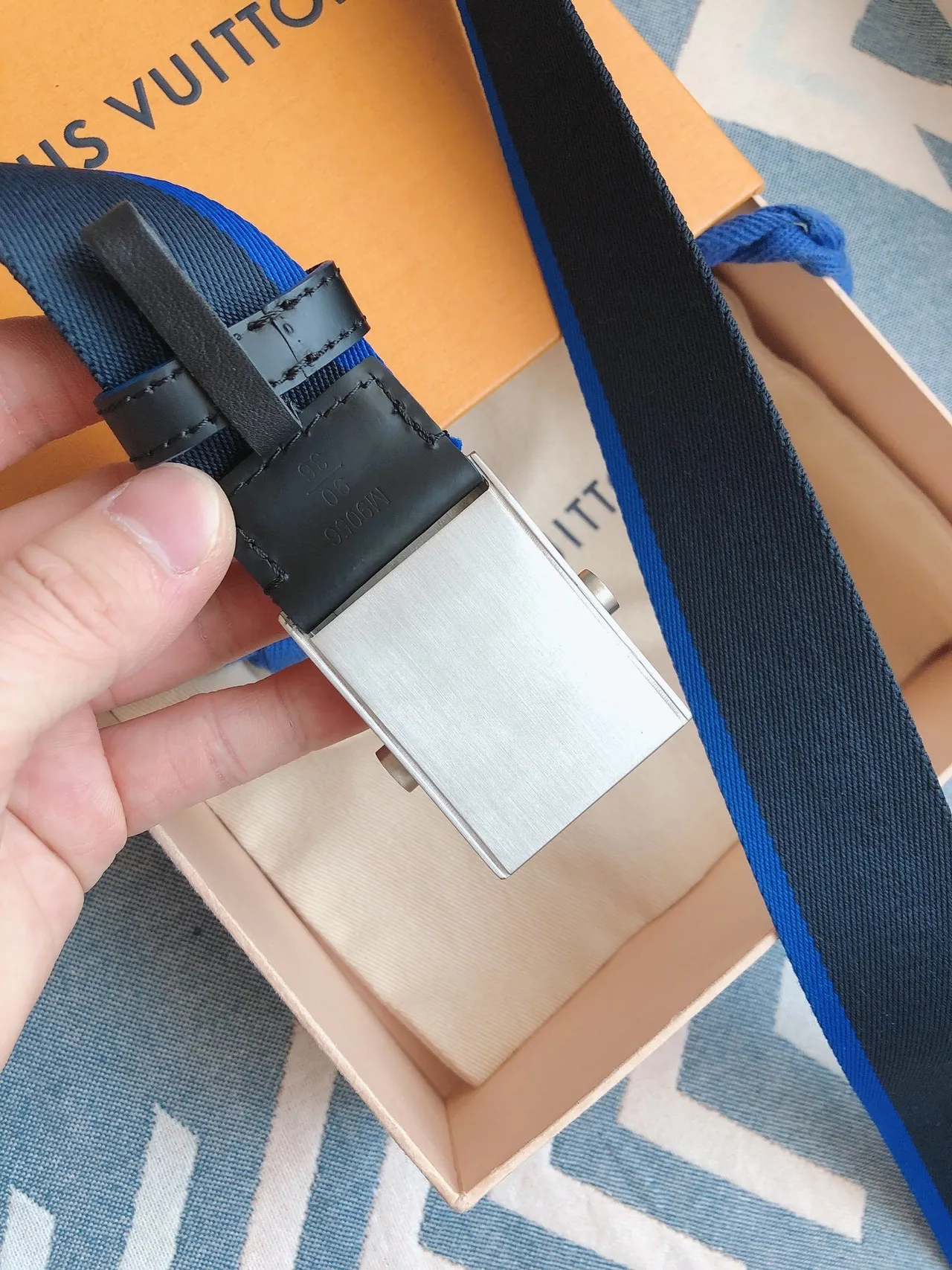Louis Vuitton Navy Blue Woven Jacquard Strap Brushed Metal Geometric Buckle Canvas Belt 6