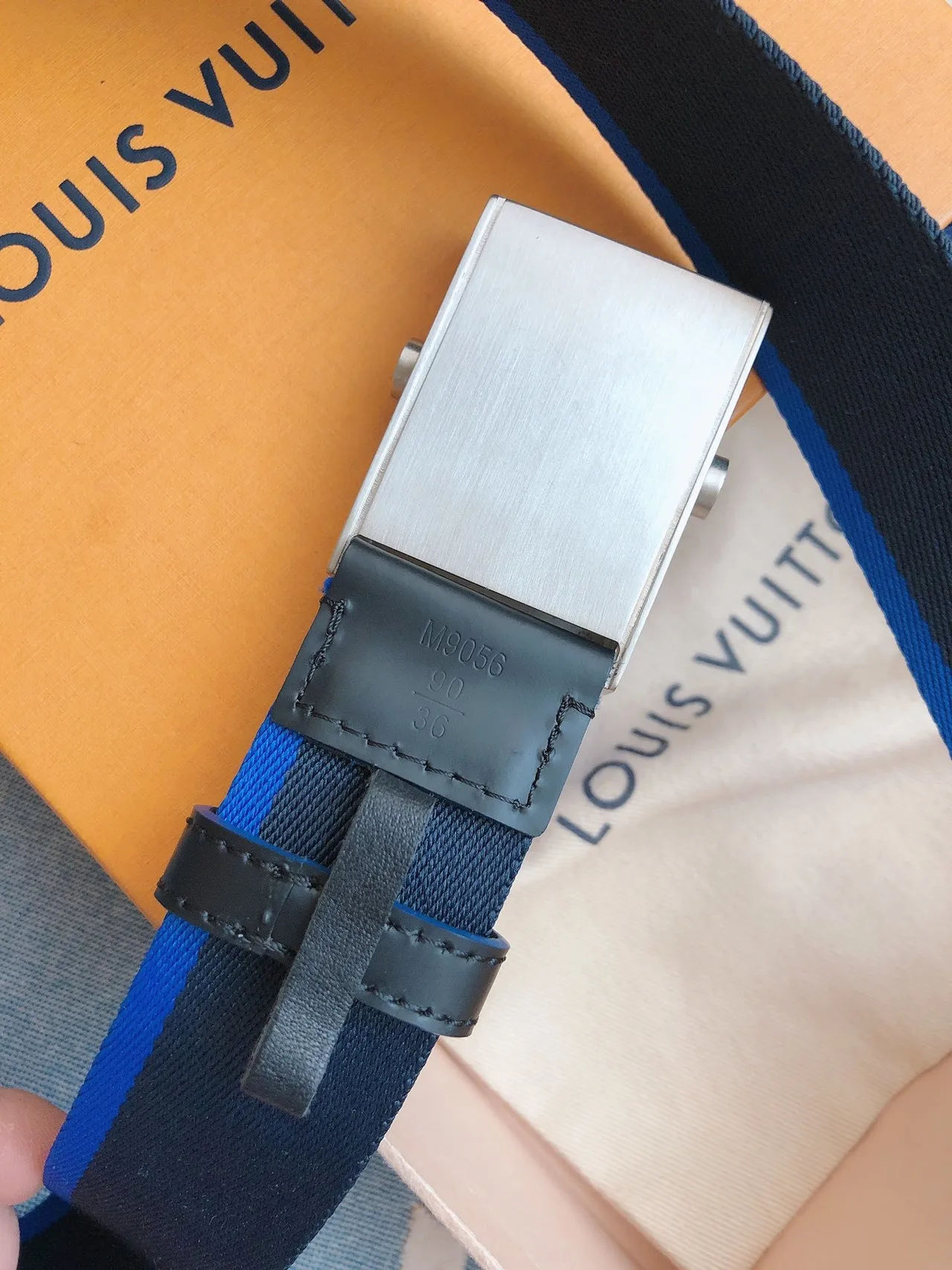 Louis Vuitton Navy Blue Woven Jacquard Strap Brushed Metal Geometric Buckle Canvas Belt 8