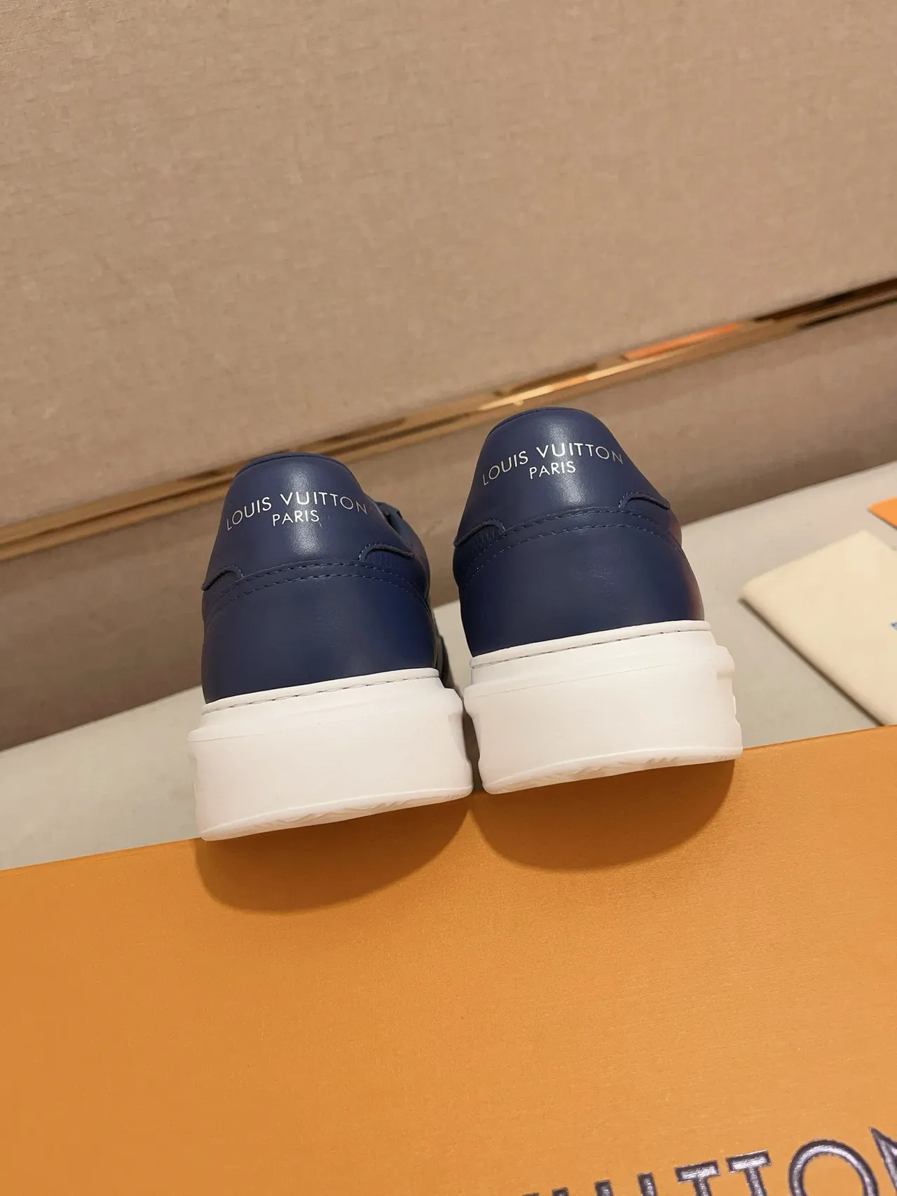 Louis Vuitton Navy White Smooth Leather Upper Embossed Logo Panel Lifestyle Sneakers 3