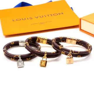 Louis Vuitton candado triple envoltura monogram pulsera de cuero