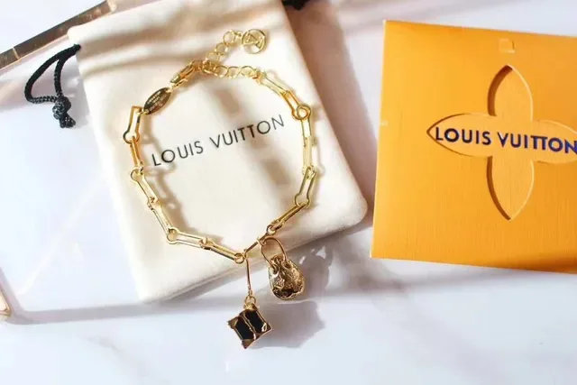 Louis Vuitton Petite Malle Gold-Tone Black Enamel Cube Charm Necklace 16