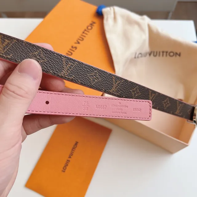 Ceinture en cuir Louis Vuitton monogramme canvas rose marron boucle cristal pavé 2