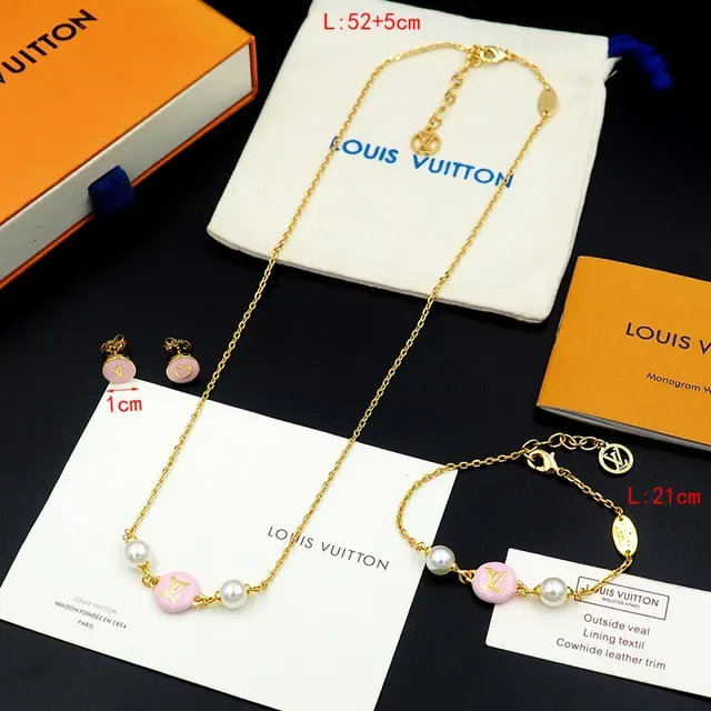 Louis Vuitton Pink Enamel LV Disc Pearl Charm Bracelet 3