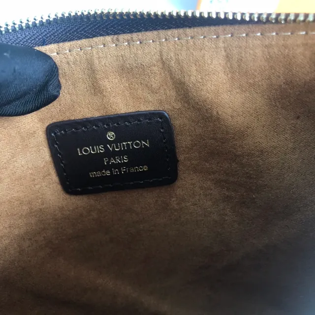 Louis Vuitton Pochette Metis Marron Beige Monogram Toile Enduite Fermeture à Glissière en Haut Sac à Poignet 5