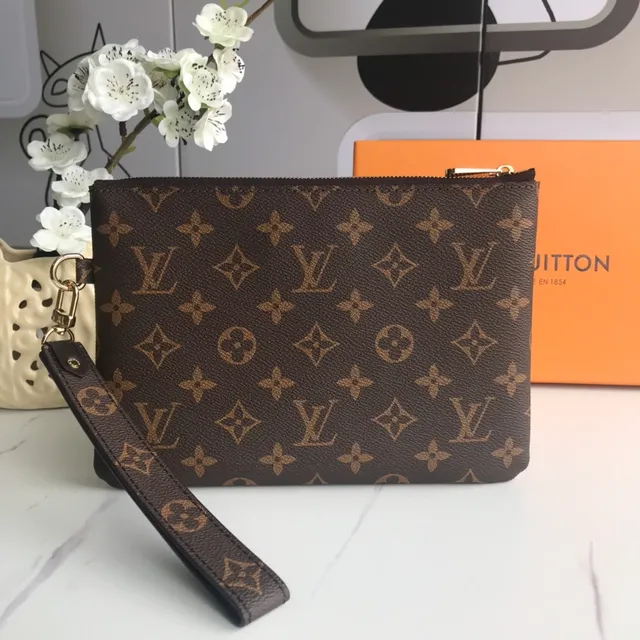 Louis Vuitton Pochette Metis Marron Beige Monogram Toile Enduite Fermeture à Glissière en Haut Sac à Poignet 9